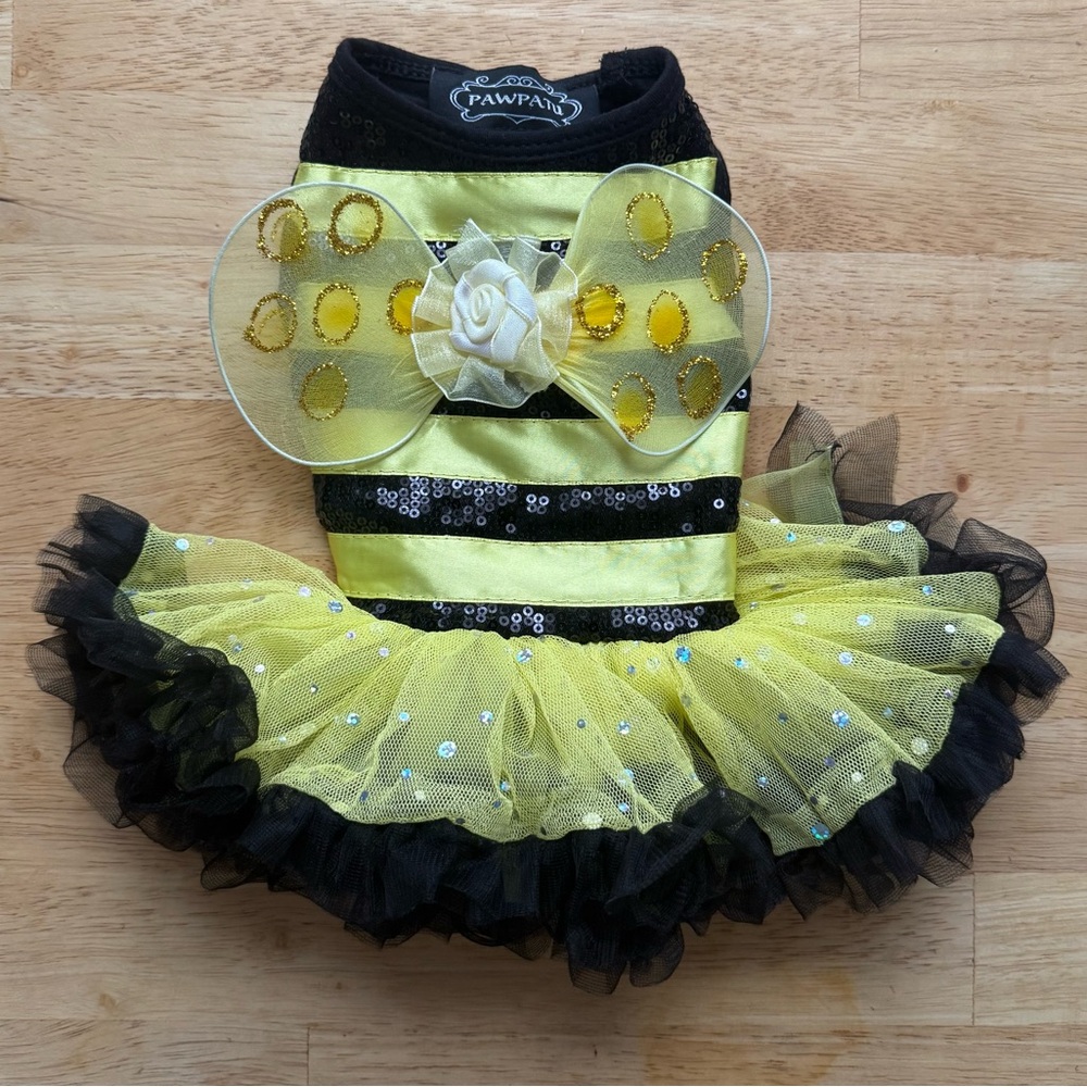 Pawpatu Yellow Bumble Bee Costume Petti Dress for Pets Attached Wings Sz XS NWT